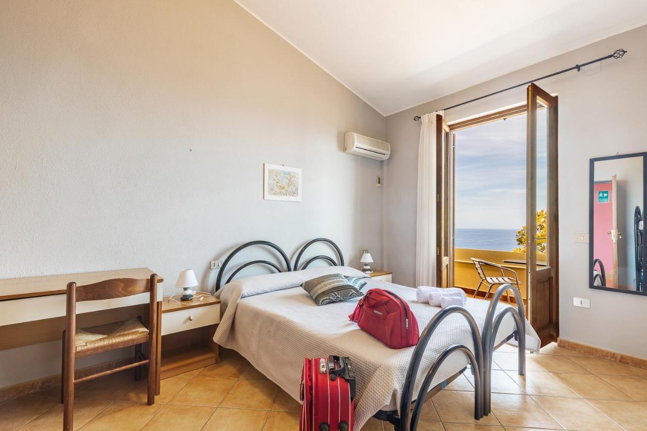 Ostello Bellavista Santa Maria Navarrese Ngoại thất bức ảnh