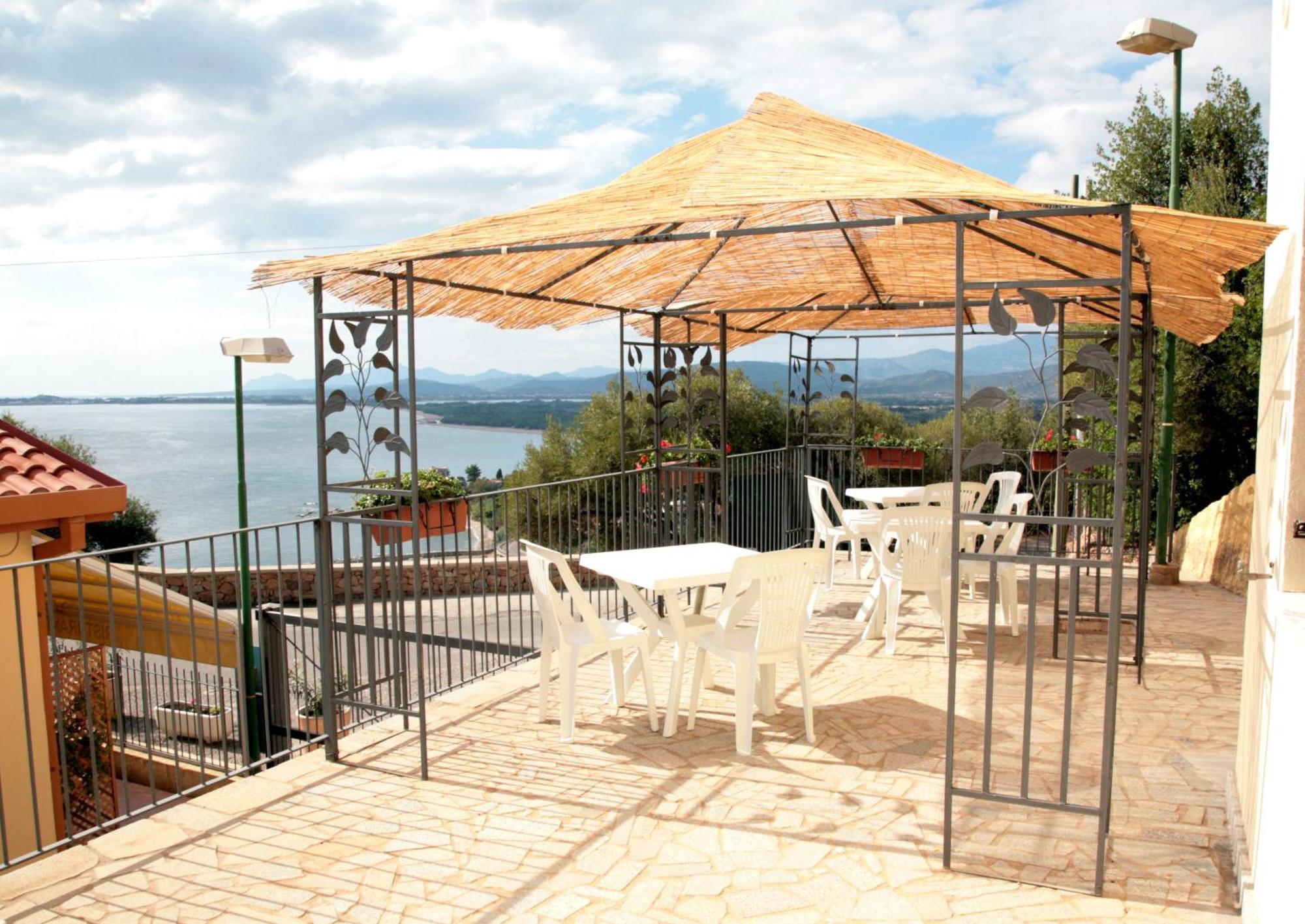 Ostello Bellavista Santa Maria Navarrese Ngoại thất bức ảnh